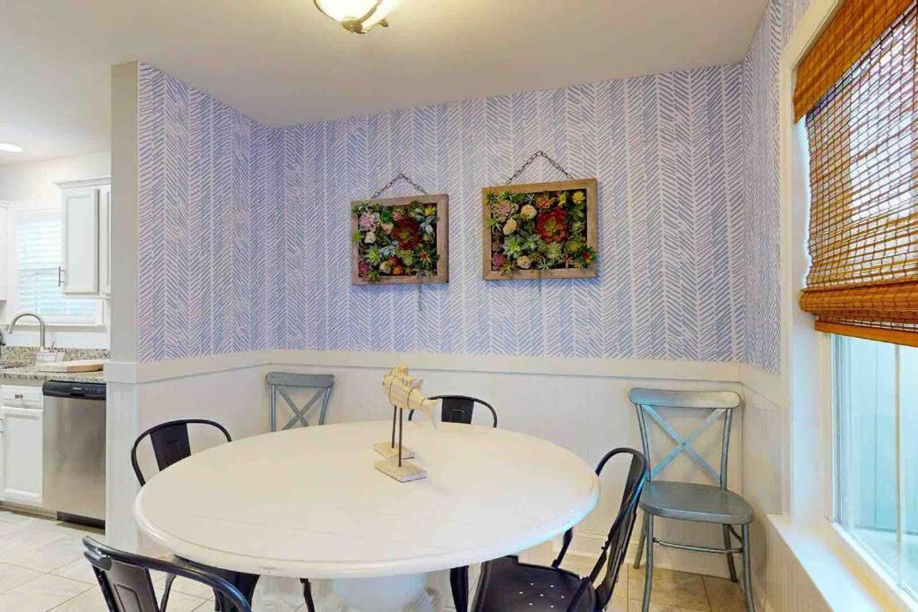The Blue Door Bungalow Вілмінгтон Екстер'єр фото